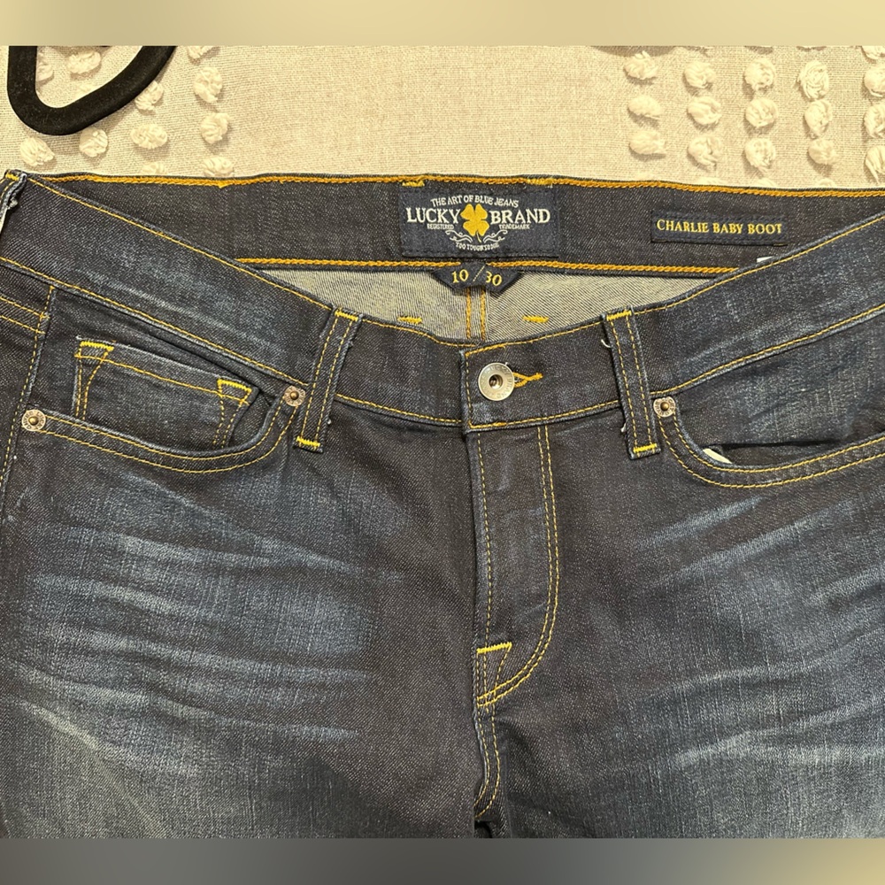 NEW - Lucky Brand Charlie Baby Boot Jeans